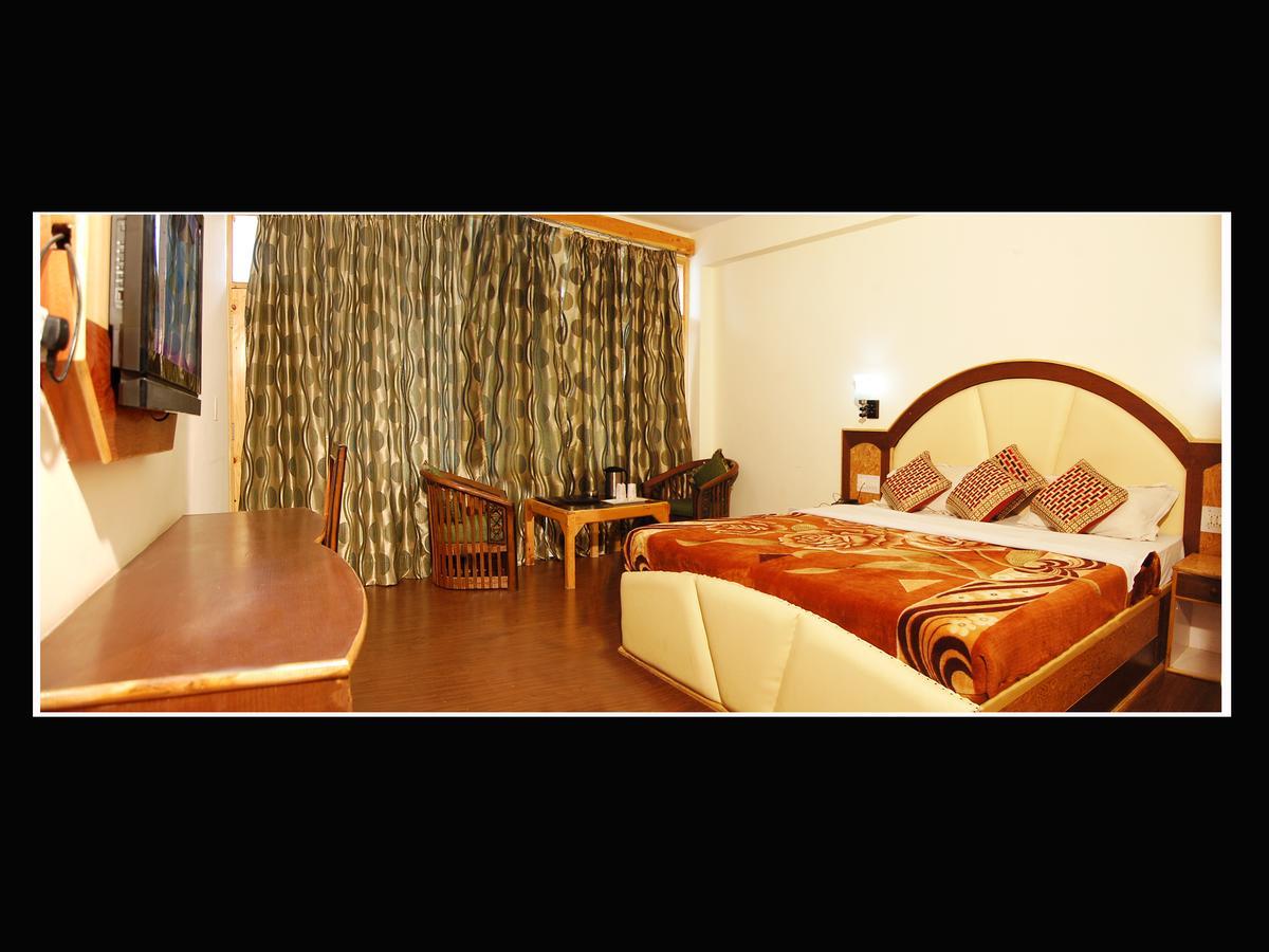 מנאלי Hotel Nitesh מראה חיצוני תמונה