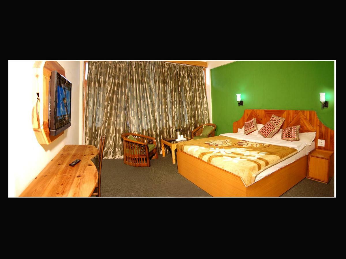 מנאלי Hotel Nitesh מראה חיצוני תמונה